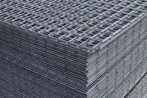Heavy duty welded wire mesh panels for concrete reinforcement construction flooring and industrial applications